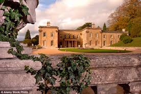 Dowdeswell Court